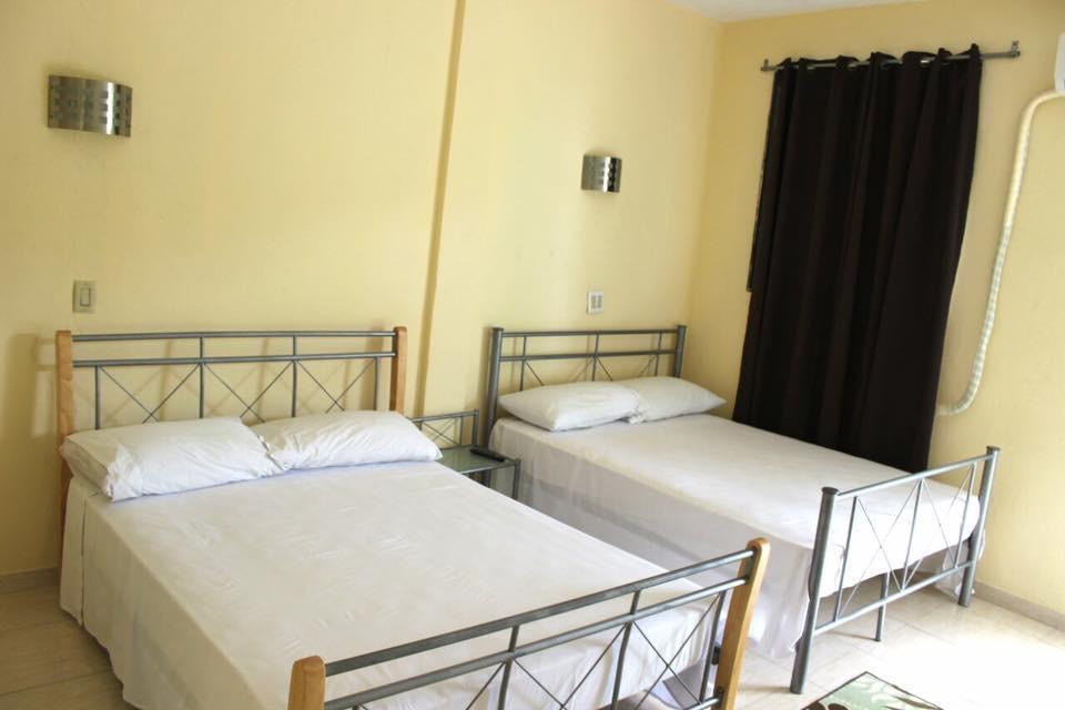 Auberge Pont-Gaudin Gonaives Exterior photo